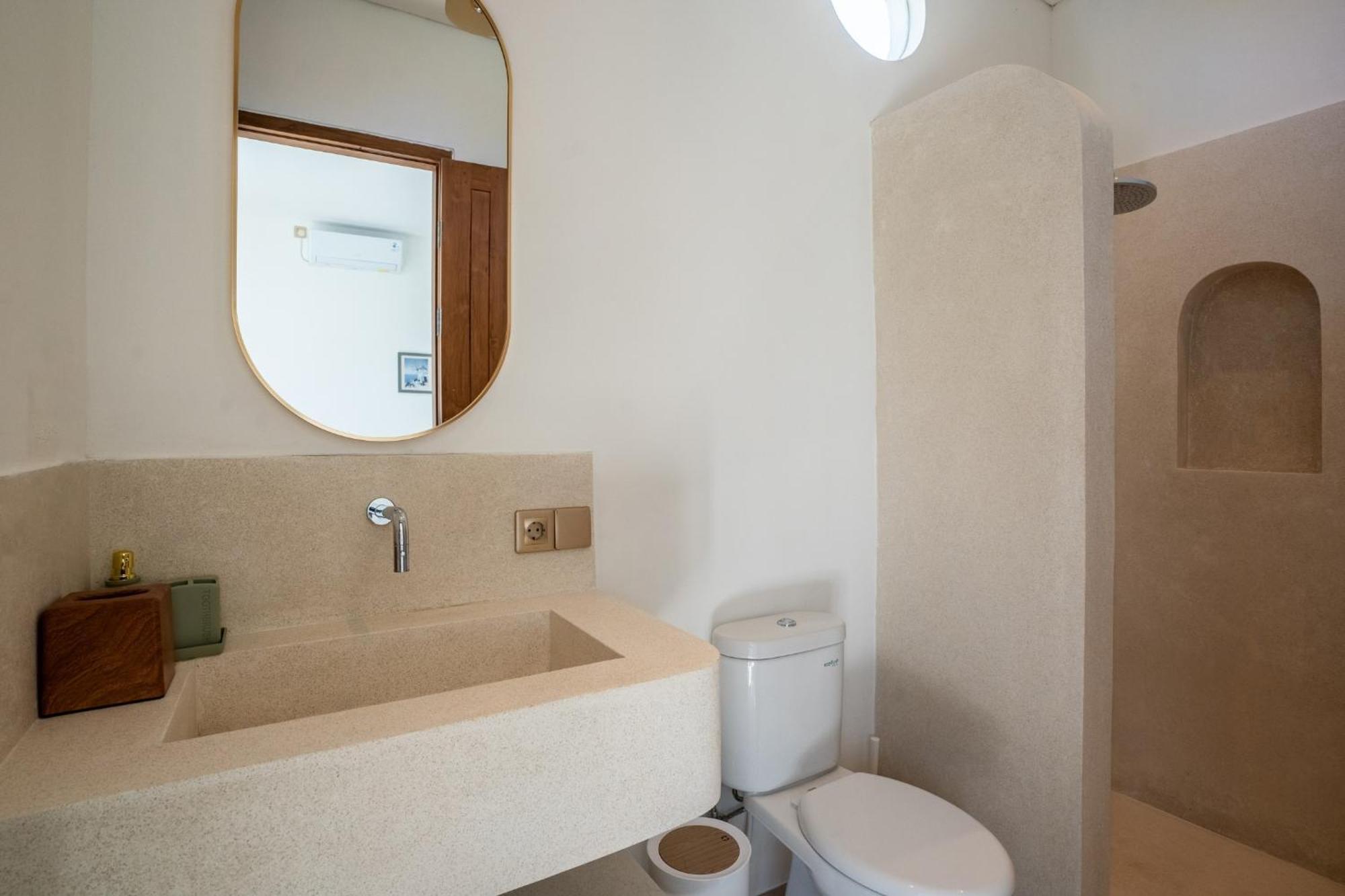 Eden Cemagi Villa Pererenan Чангу Экстерьер фото