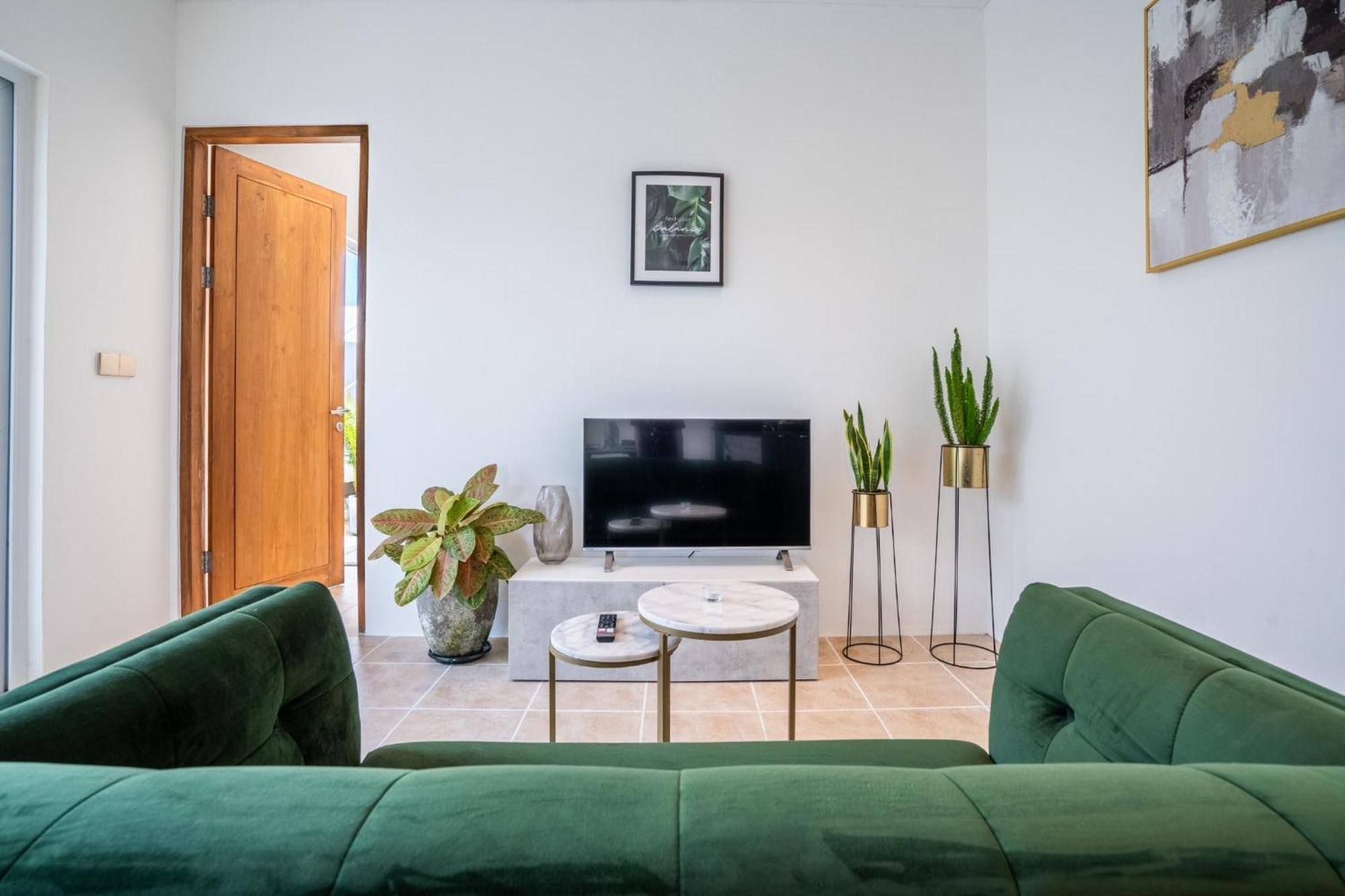 Eden Cemagi Villa Pererenan Чангу Экстерьер фото